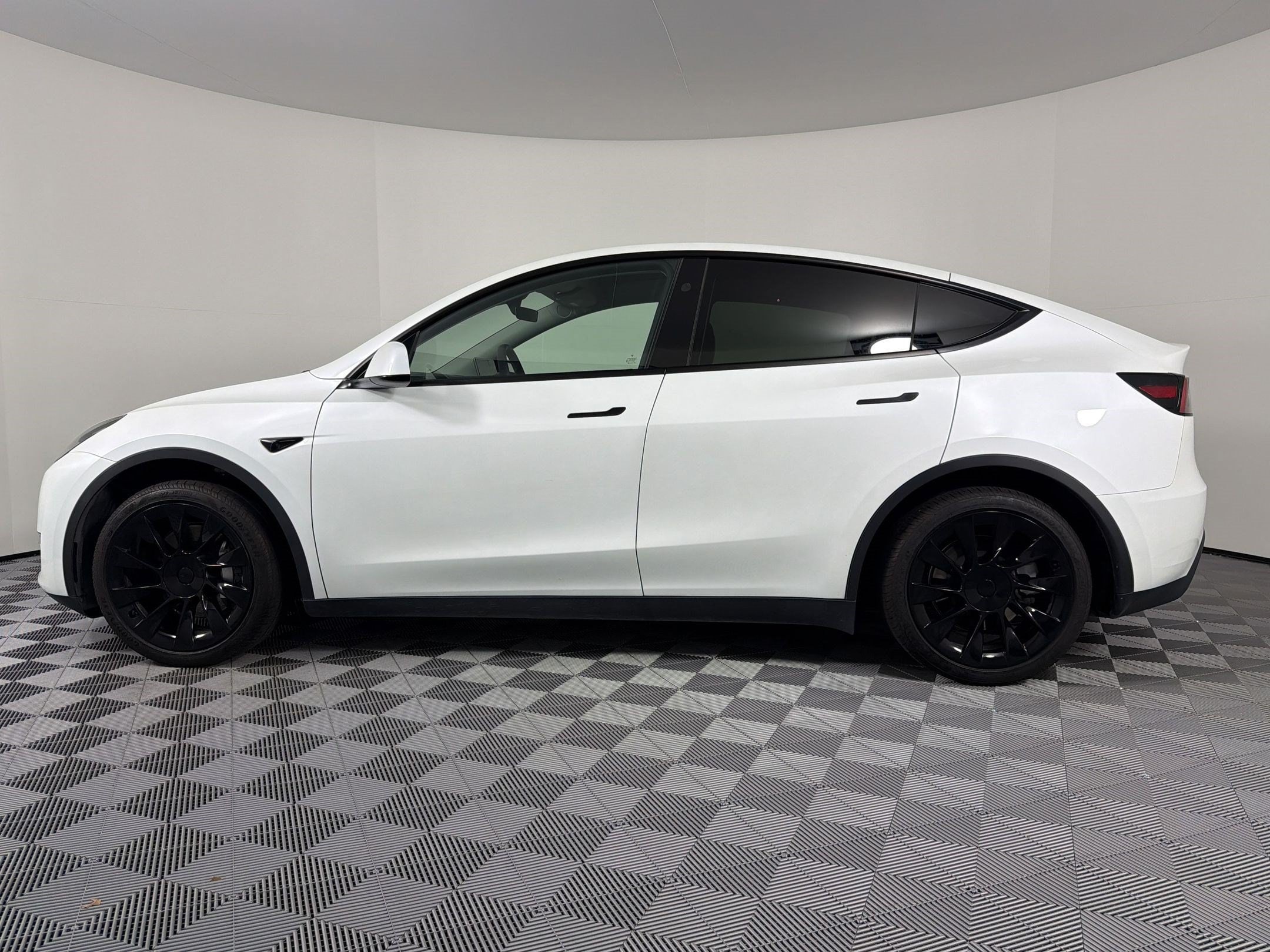 tesla model y 2023 7SAYGDEDXPF923246 image tesla model y 2023 7SAYGDEDXPF923246 image
